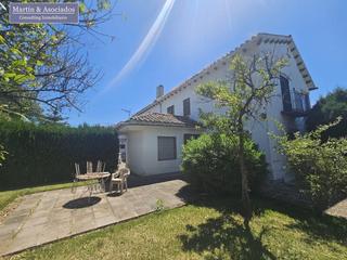 Chalet en Ortega munilla 10