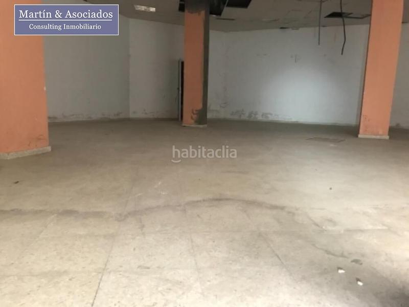 Foto bfc35b45-dd53-49e4-8196-78d038b3472d. Locale commerciale in jazmin 23 in Bellavista Sevilla