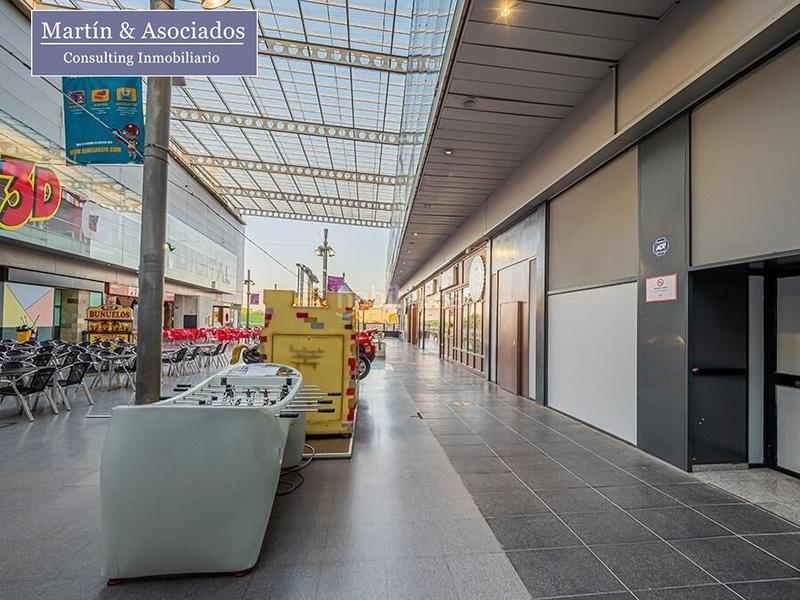 Foto 627a2ee9-e738-4cd5-ae9d-41ca9bf11e8e. Local comercial en aceitunillo el en Centro Bormujos