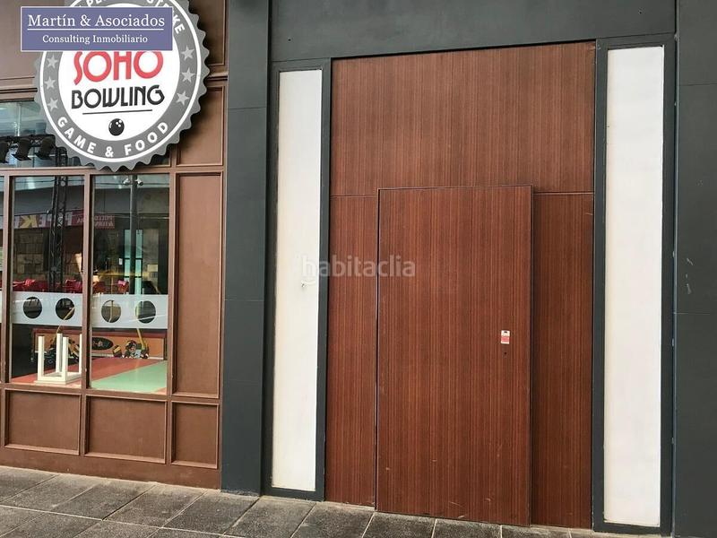 Foto f10fd010-6e46-45e0-9255-442ab0abbce4. Local comercial en aceitunillo el en Centro Bormujos