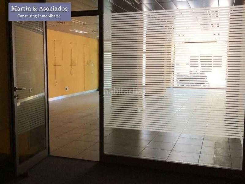 Foto 8a9ac9cc-7815-4e6b-b887-cd19b79b6274. Business premise in dr mendiguchia carriche 7 in San Nicasio Leganés