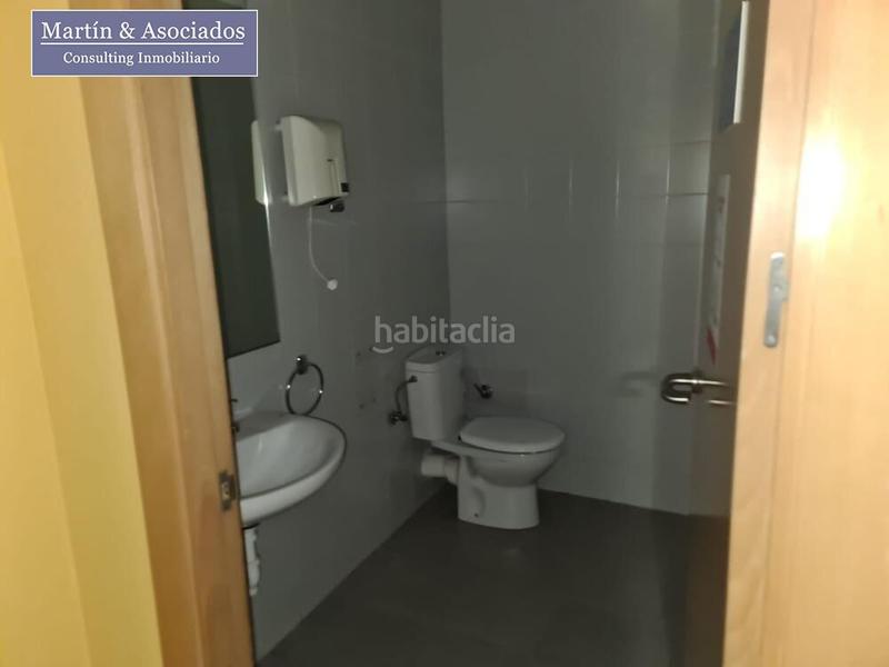 Foto f10e501d-0fd3-490e-ba6b-eb0f3797f989. Locale commerciale in dr mendiguchia carriche 7 in Leganés