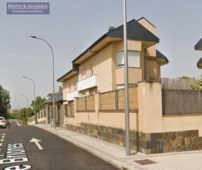 Towny house in Briones 42