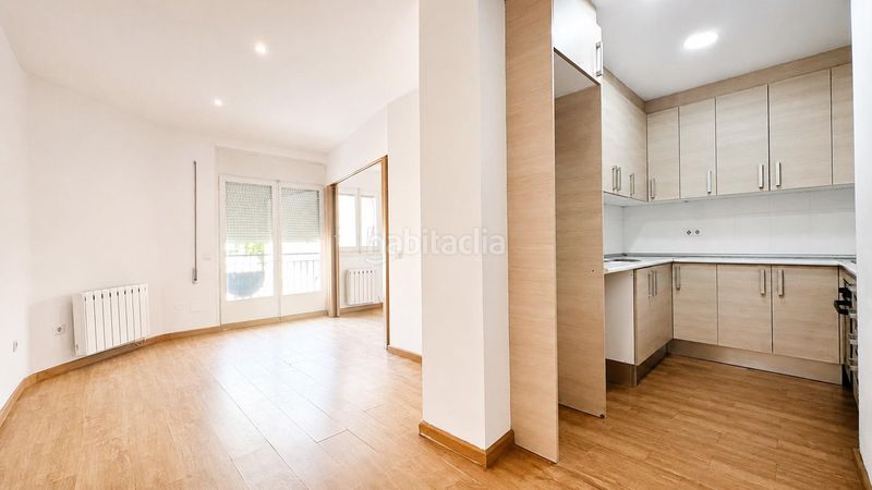Foto f862d4a8-2f70-46bf-8325-ec4b6af748a5. Rent flat with heating in Centre Mataró