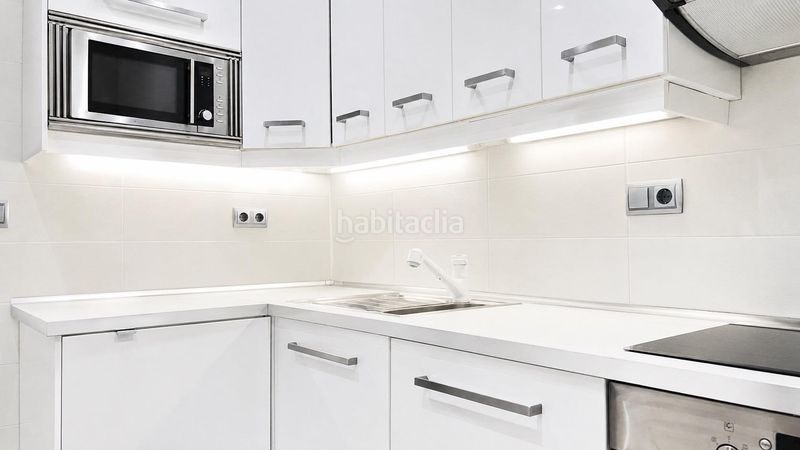 Foto a38b4a65-6c33-49e1-b17c-7c2aee91d4b9. Pis amb calefacció a Peramàs Mataró