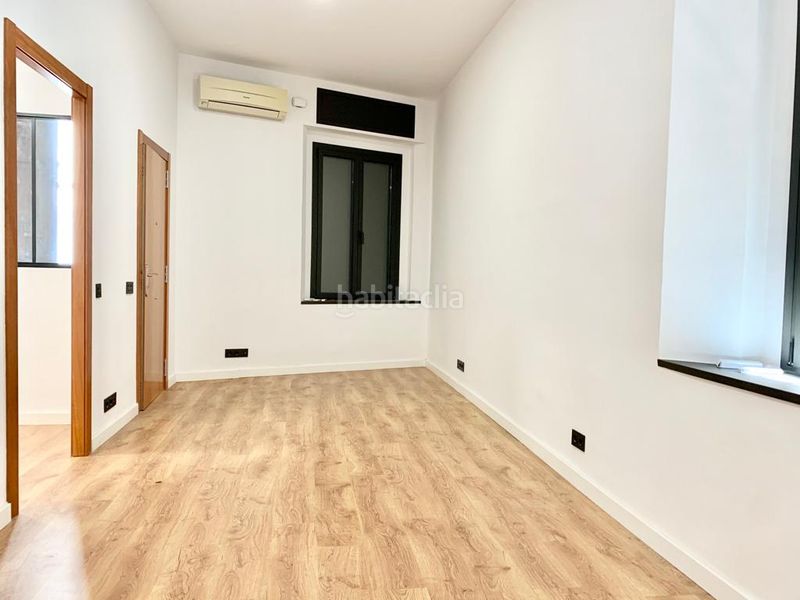 Foto 3c589498-139d-47f9-9227-57d3ee9e7f56. Local comercial amb calefacció a Centre Mataró