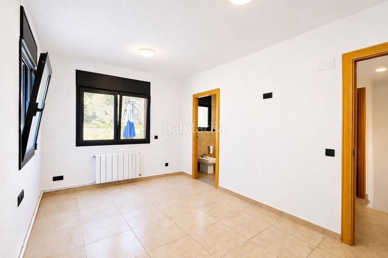 Foto a6d180cc-502f-4963-ab51-49517aed409d. Xalet amb calefacció aparcament a Can Massuet del Far Dosrius