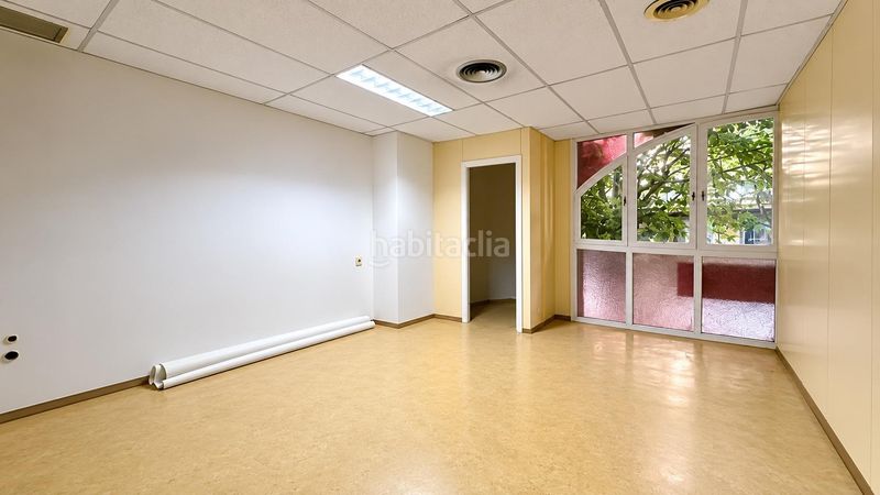 Foto f18ea3bc-75d5-46d8-af84-7c0f222e7ebb. Miete büro in Centre Mataró