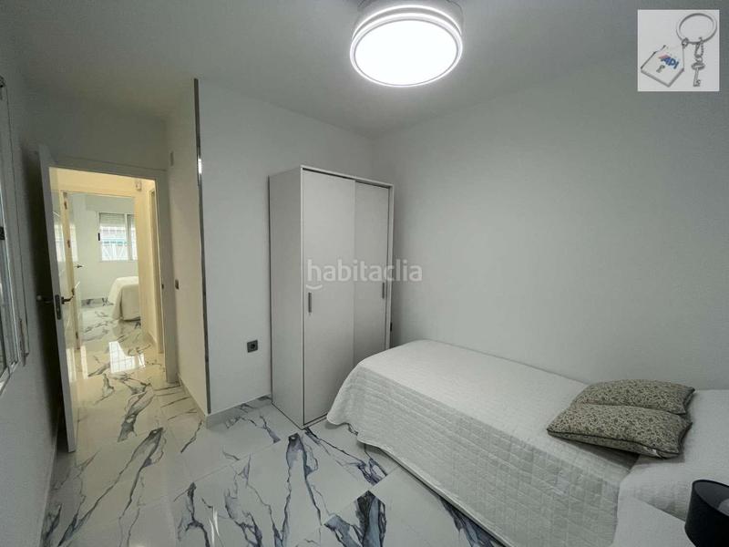 Foto 1ae3bbdb-17bd-4066-b762-ad04a63b20e9. Casa amb aparcament a Zona Carrefour - Urbanizaciones Torrevieja