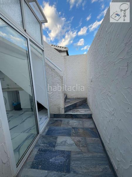 Foto 73eb854a-d455-4d8d-93c0-38a661fdd38a. Casa amb aparcament a Zona Carrefour - Urbanizaciones Torrevieja