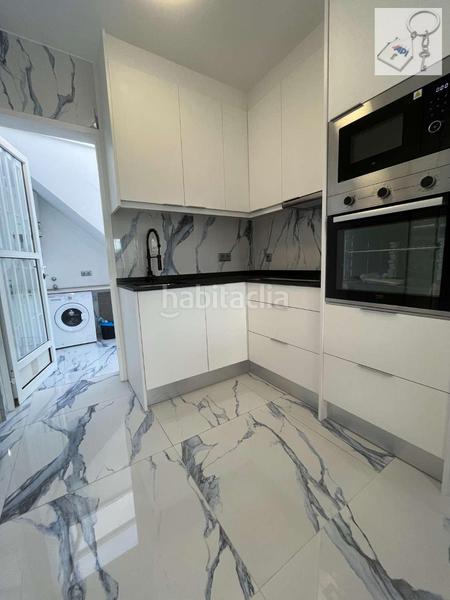 Foto 7ff12059-d9a4-46f0-a856-524e217a9eec. Casa amb aparcament a Zona Carrefour - Urbanizaciones Torrevieja