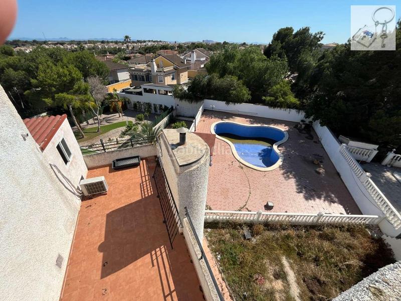 Foto ae3da2a7-cff8-48b1-a777-48a6293c8f26. Chalet mit parking pool in El Pinar de Campoverde Pilar de la Horadada