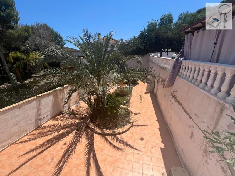 Foto b418d0c1-e422-49be-ad2e-67f628f81261. Chalet mit parking pool in El Pinar de Campoverde Pilar de la Horadada