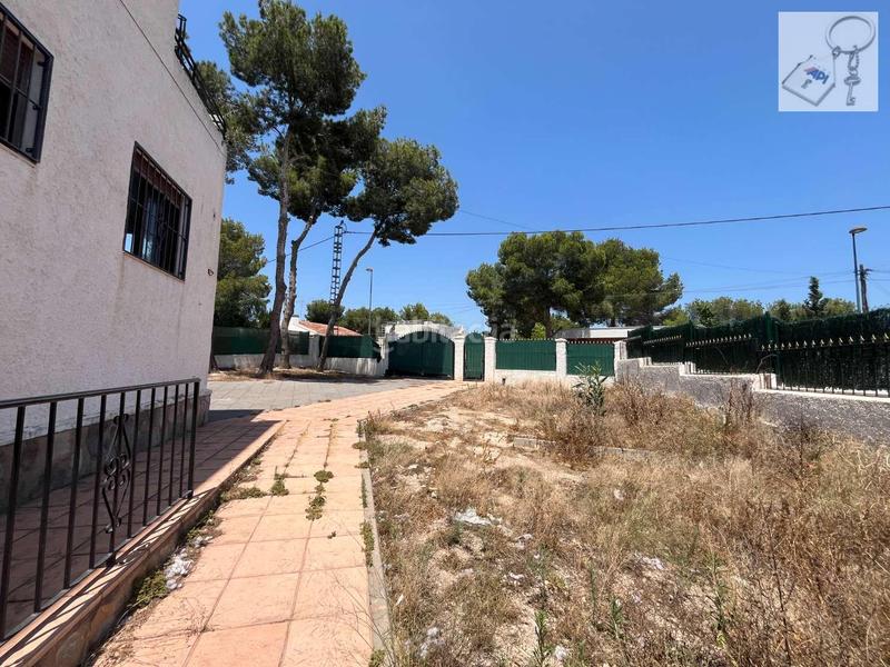 Foto 5b862a7c-1531-4fb3-a5af-c7deae299b52. Xalet amb aparcament piscina a El Pinar de Campoverde Pilar de la Horadada