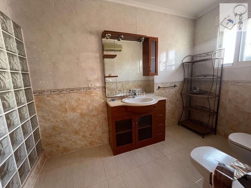 Foto a30bfa40-9cb2-434e-a189-36b6580f831a. Location appartement avec chauffage dans Centro - Muelle Pesquero Torrevieja