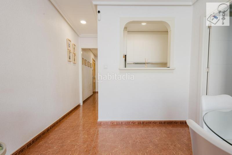 Foto ce4345a7-42d4-40f0-90ee-9d2eb98c522a. Piccolo appartamento in Antonio Machado Torrevieja