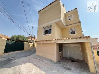 Towny house in Desamparados - Hurchillo - Torremendo