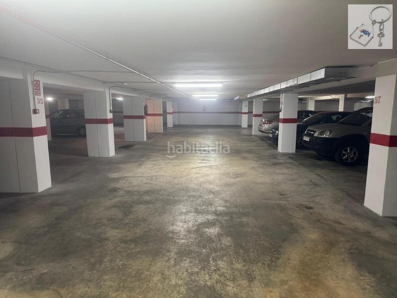 Foto 87720162-9a5c-4801-8b4e-97667279df83. Car parking in El Acequión Torrevieja