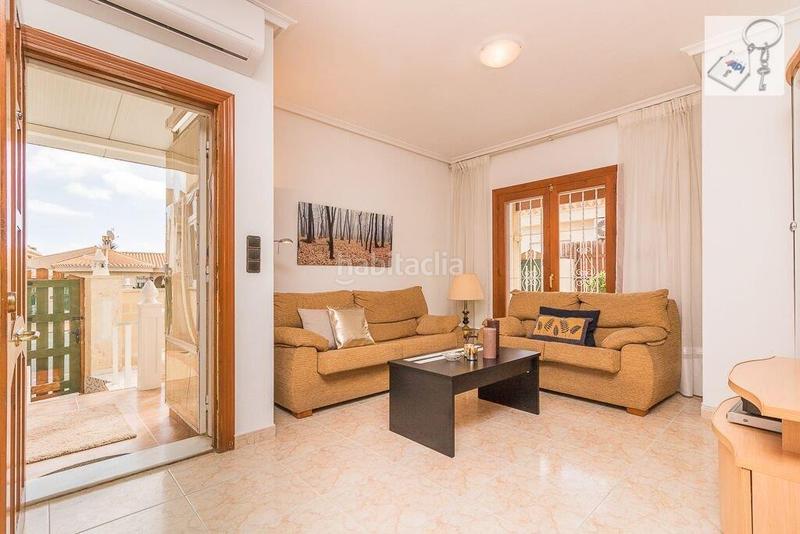 Foto 01400f6f-0ca6-4bc7-a38b-c05b87e7acac. House with pool in Playa Flamenca Orihuela