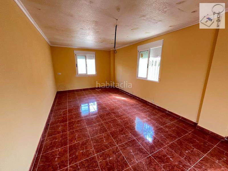 Foto 5f954bd6-85d1-46ad-a0b1-f957a35e2677. Casa amb aparcament a Villamartín-Las Filipinas Orihuela