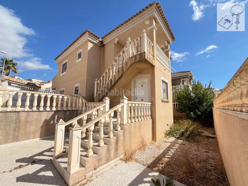 Foto b5314a71-4139-4f08-b057-c5ef634bcd7b. Casa amb aparcament a Villamartín-Las Filipinas Orihuela