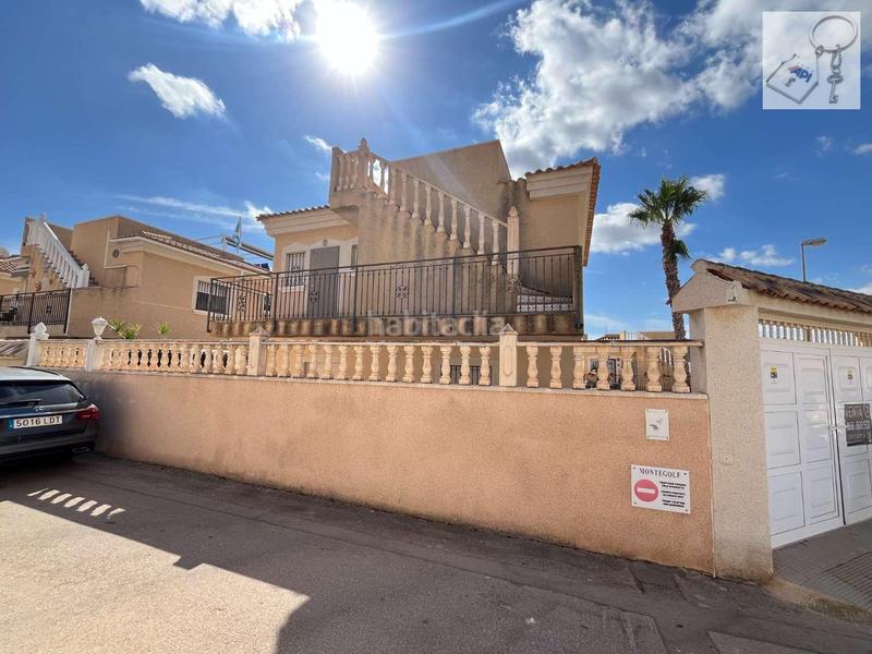 Foto e99720a6-2f98-4691-bc4d-fa8025d8ec19. Casa amb aparcament a Villamartín-Las Filipinas Orihuela