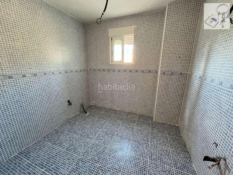 Foto 0037b747-272e-4930-8f06-fa7bbb78df92. Maison avec parking dans Villamartín-Las Filipinas Orihuela