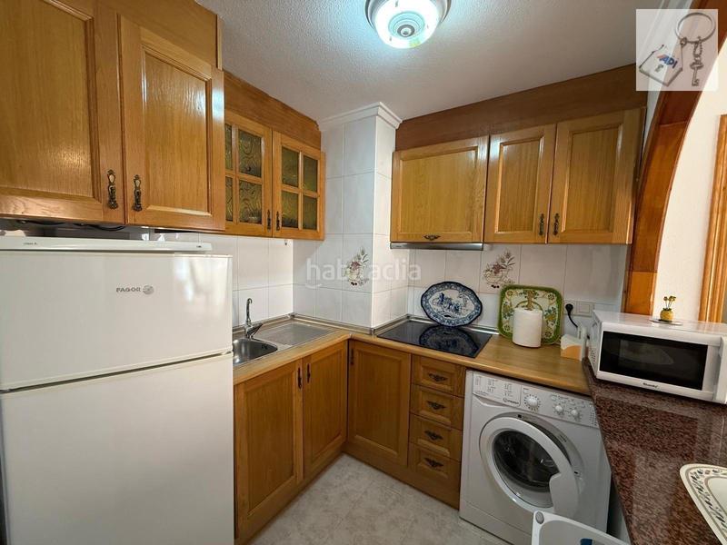 Foto 8e4a8b4b-1af2-4f40-bf7f-f10ea2d0589c. Appartement dans Zona Playa del Cura Torrevieja