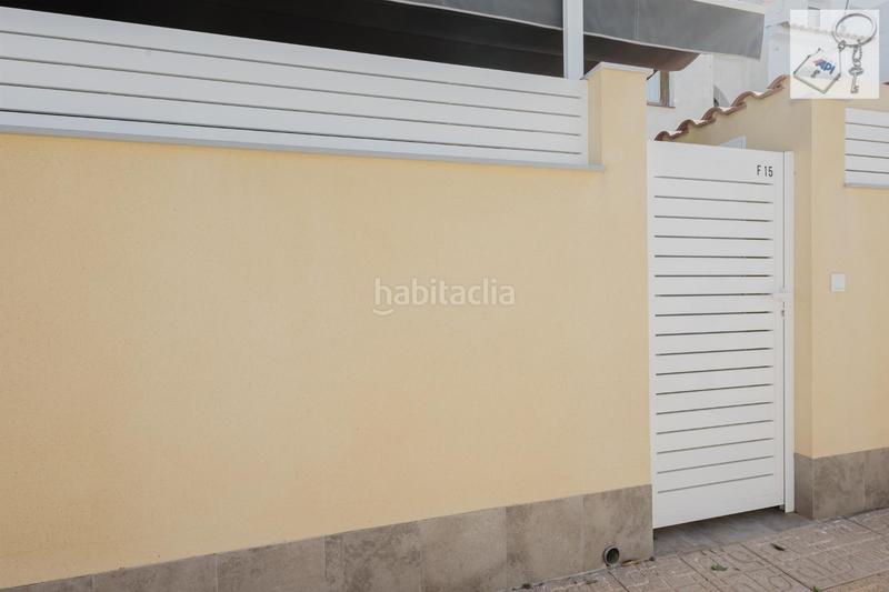 Foto 75ded9f0-5ab3-41a9-be88-81d0498cc291. House with pool in Playa de los Náufragos Torrevieja