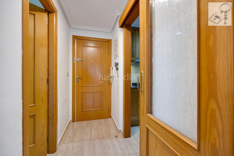 Foto 81bfca59-93bb-4159-8029-51e4ac40552a. Apartament amb piscina a Antonio Machado Torrevieja