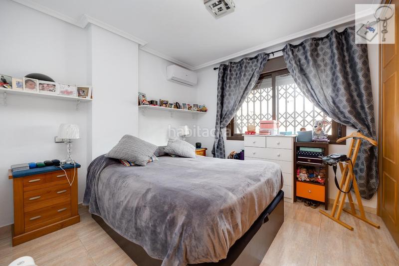 Foto 8b1716c7-f1b7-4314-9e1f-03d27a724913. Appartement mit pool in Antonio Machado Torrevieja