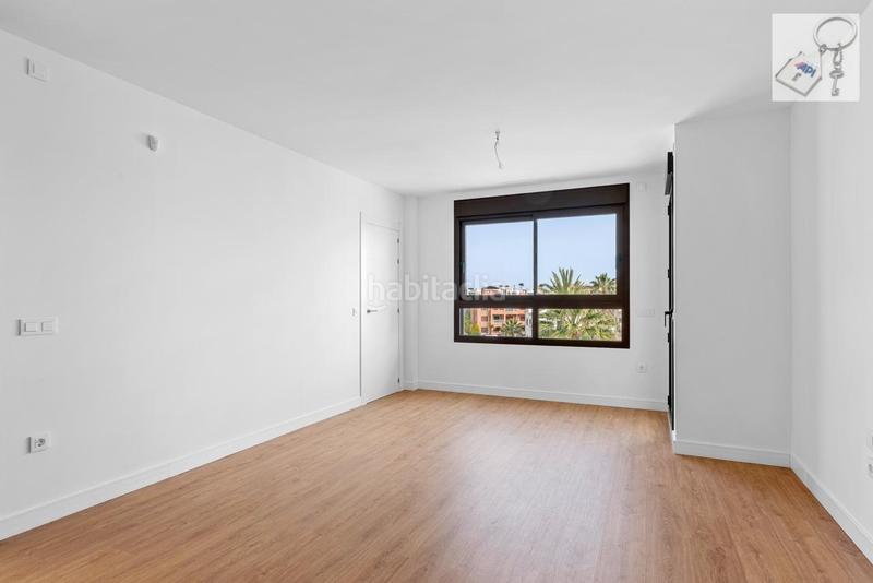 Foto 43f8ce76-2819-40ee-9c29-1de29cc523b0. Attico con piscina in Los Almendros Orihuela