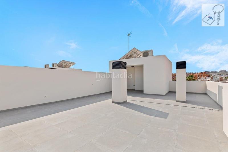 Foto 9d538887-9bfd-436a-be41-f65d3d2ff6b2. Attico con piscina in Los Almendros Orihuela