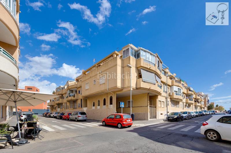 Foto ef5f00ab-a700-4a8a-bf74-2a5f64112b7c. Attique dans Antonio Machado Torrevieja