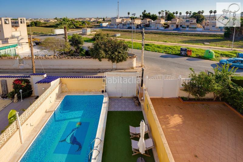 Foto 0d195ebb-6dda-4db5-ab58-885441c13be6. Casale con piscina in Zona Carrefour - Urbanizaciones Torrevieja