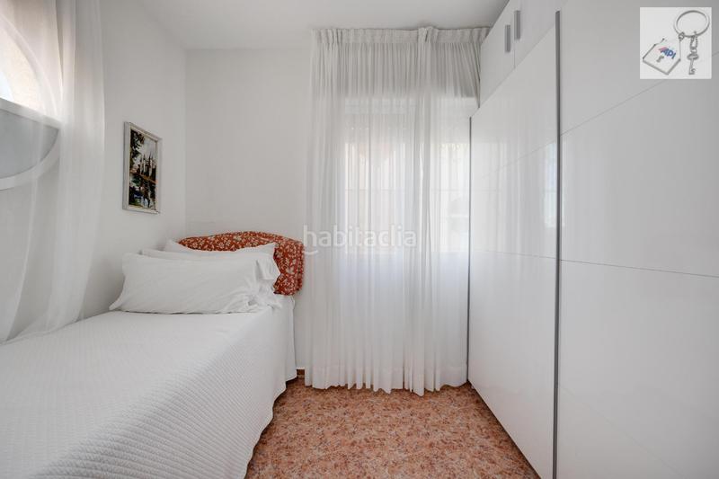 Foto a82f0da7-4c97-441d-a44c-5013ce816274. Casale con piscina in Zona Carrefour - Urbanizaciones Torrevieja