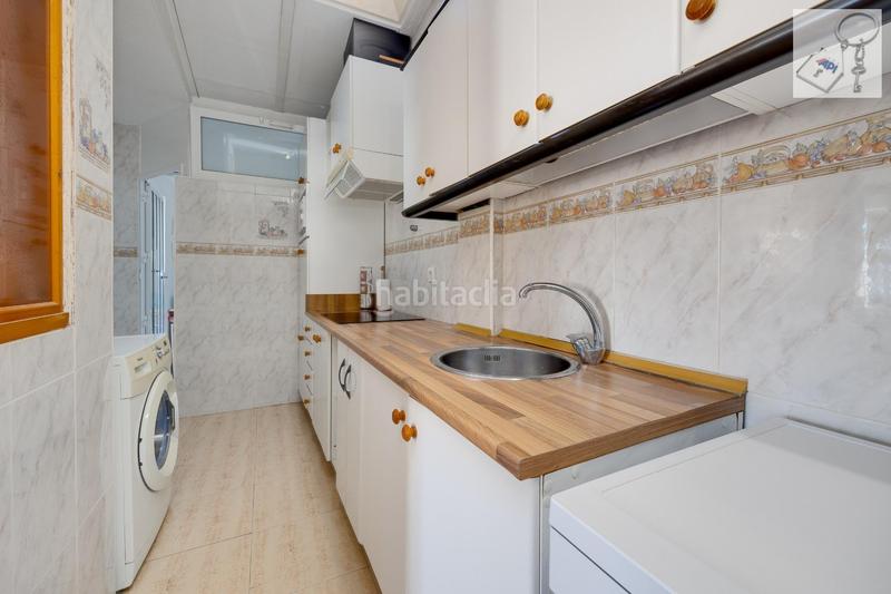 Foto be3cc734-a208-410a-bd0b-14b16dd10b64. Casale con piscina in Zona Carrefour - Urbanizaciones Torrevieja