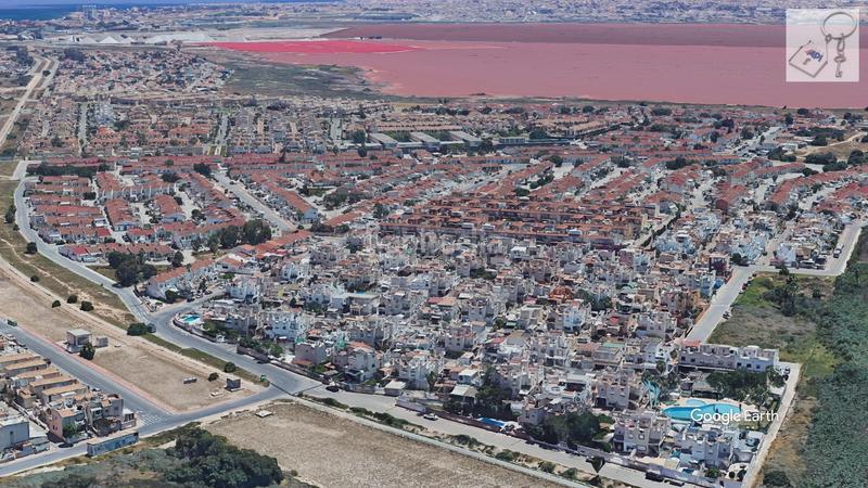 Foto 22e33b1c-5783-4ae8-ba84-0b782a3dc5eb. Country house with pool in Zona Carrefour - Urbanizaciones Torrevieja