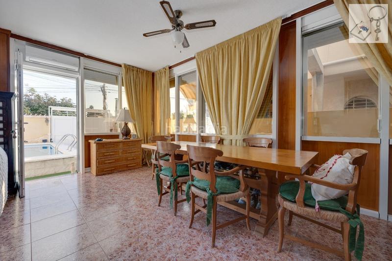 Foto 5230a2b3-23f7-4357-9c98-c7c877f39756. Country house with pool in Zona Carrefour - Urbanizaciones Torrevieja