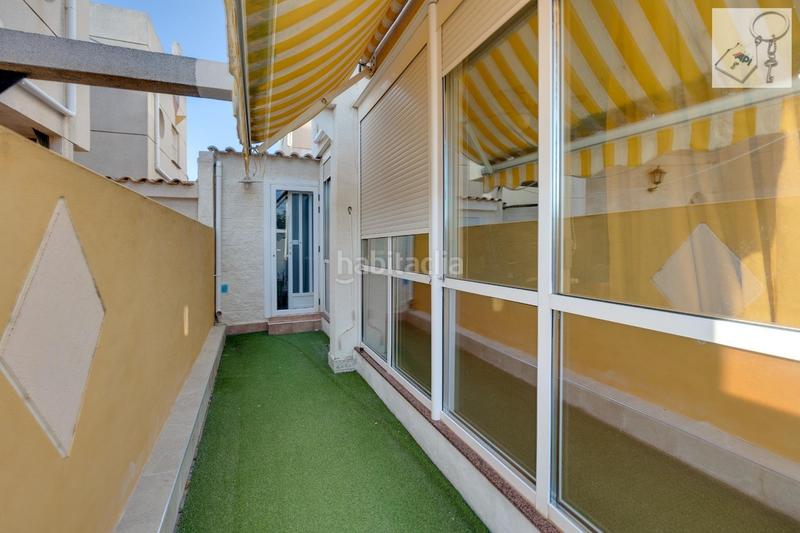 Foto 659638ef-0f8e-4e88-9263-f0b64bd74b62. Country house with pool in Zona Carrefour - Urbanizaciones Torrevieja