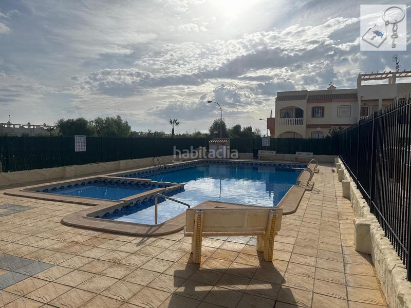 Foto ac005c04-9ac9-4582-bb51-0ffb1396b0c7. Casa con piscina in La Florida Orihuela