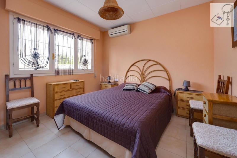 Foto 2285b455-ec4b-4bc8-8ef6-7e430188116b. Chalet avec piscine dans La Florida Orihuela