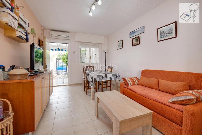 Foto 31f1d033-885f-472b-80f9-35877262f5a4. Chalet avec piscine dans La Florida Orihuela