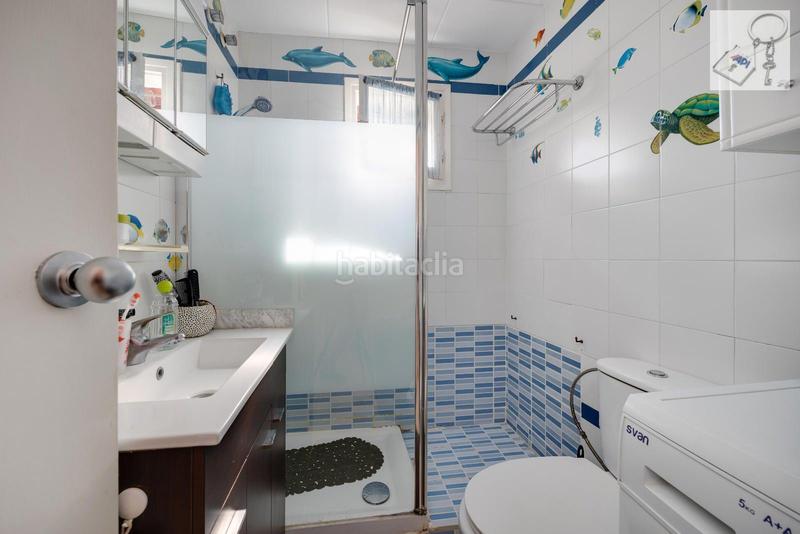 Foto c73bf6cf-acc4-420c-ae86-a95855992aae. Chalet avec piscine dans La Florida Orihuela