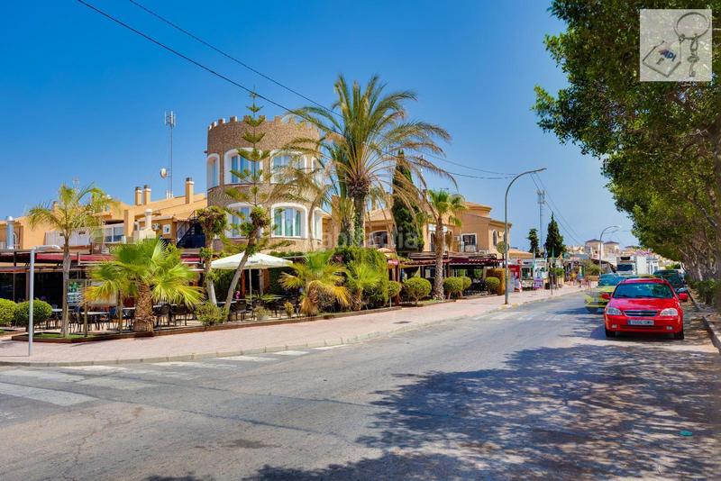 Foto 77059254-0c32-4156-b296-959cc6955af3. Chalet en La Florida Orihuela