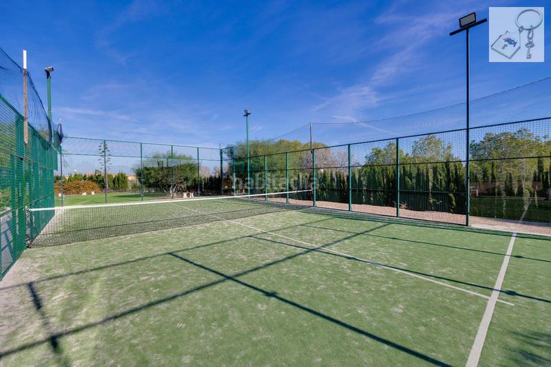 Foto 50ecc713-0a34-45fa-9f91-2b60efd4f274. Casa con piscina in La Florida Orihuela