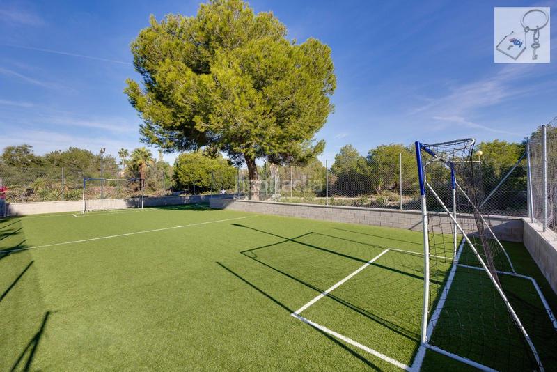 Foto 5db80184-e604-47a9-bc87-820b3b3efd5a. Casa con piscina in La Florida Orihuela