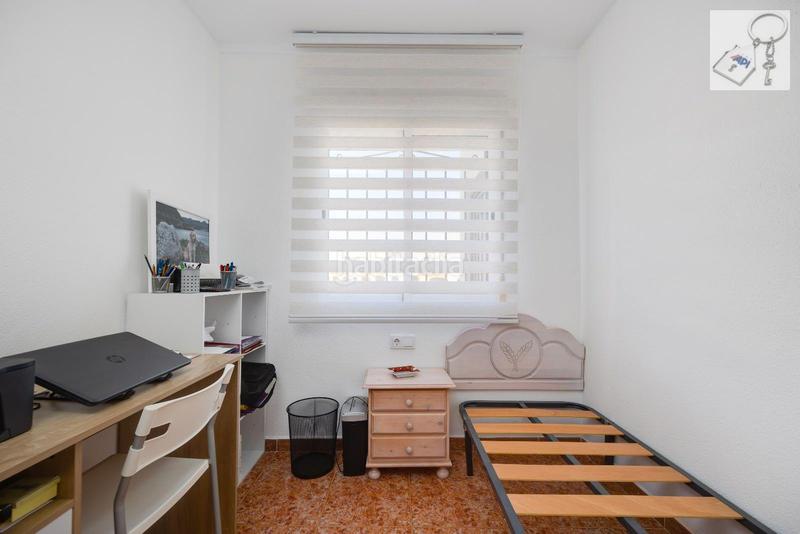 Foto 14205adb-44e0-472c-8ca9-e0a004cd7fae. House with pool in La Florida Orihuela