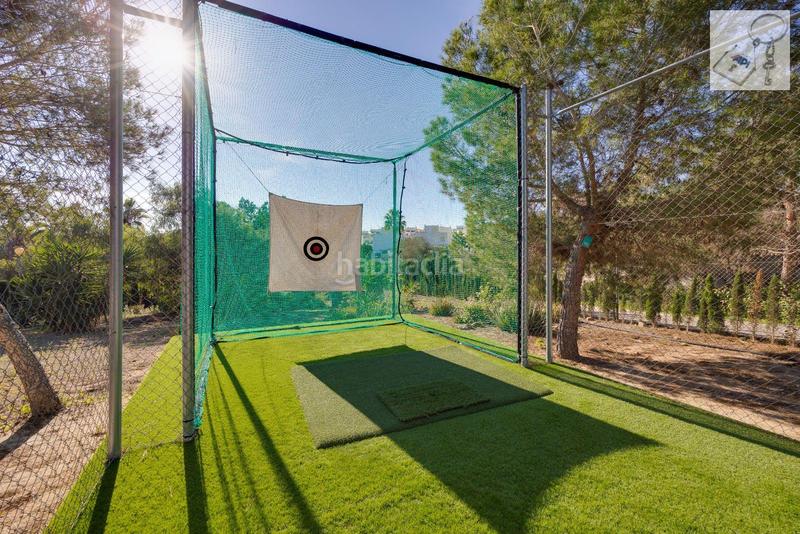 Foto a9d8017c-e026-43d8-b06e-68917193e610. House with pool in La Florida Orihuela