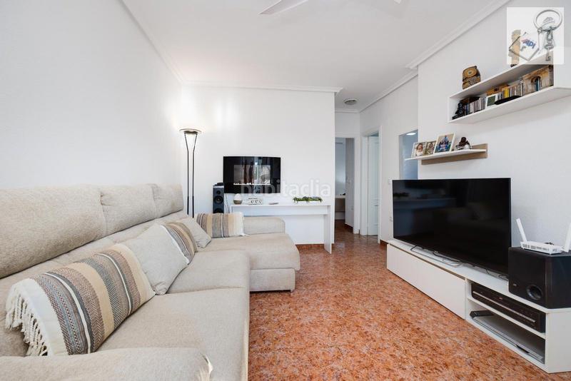 Foto c527c45a-00aa-4117-aa42-baa016f15143. House with pool in La Florida Orihuela